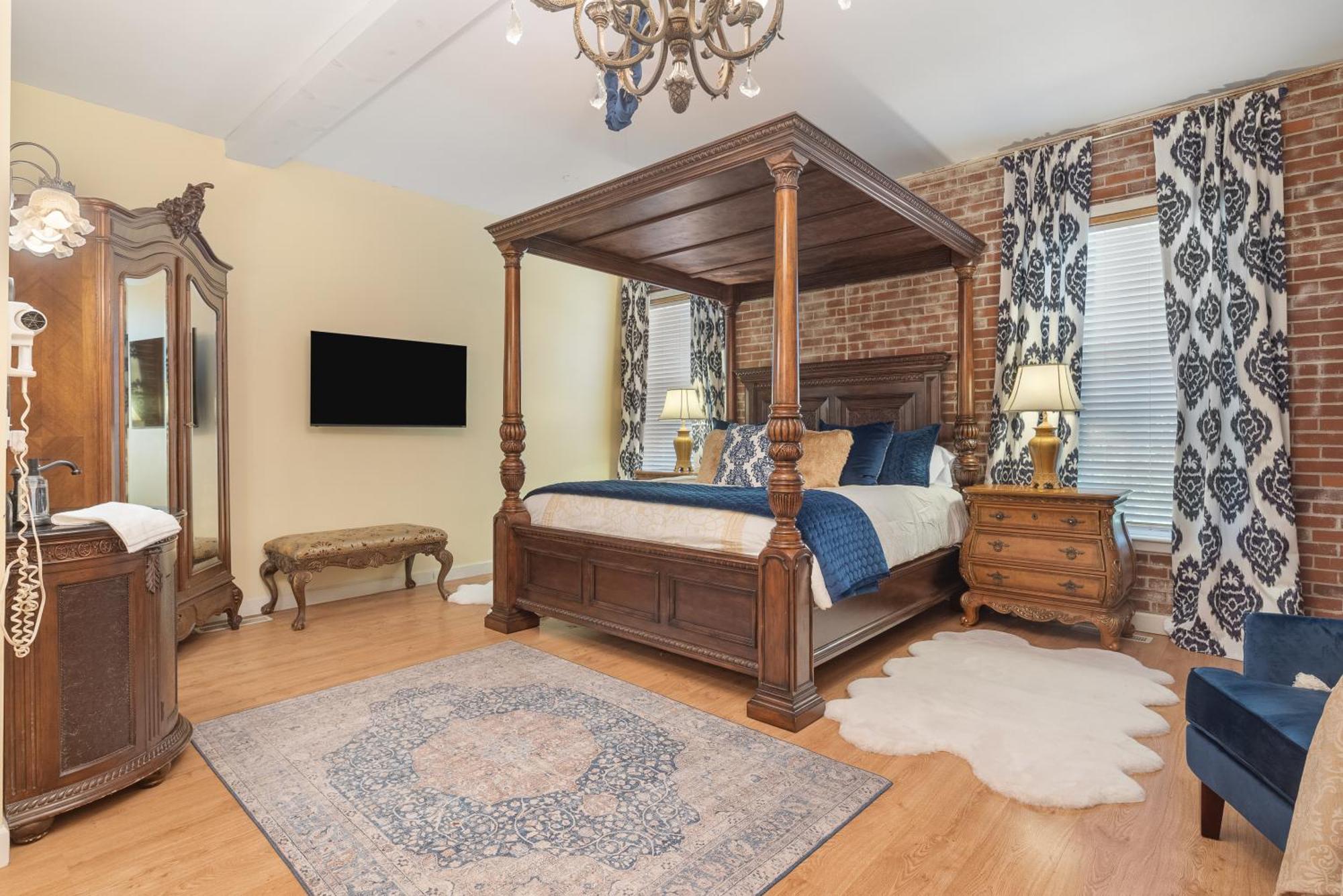 Beland Mansion-Royal Crown Suite! 포르 스미스 외부 사진